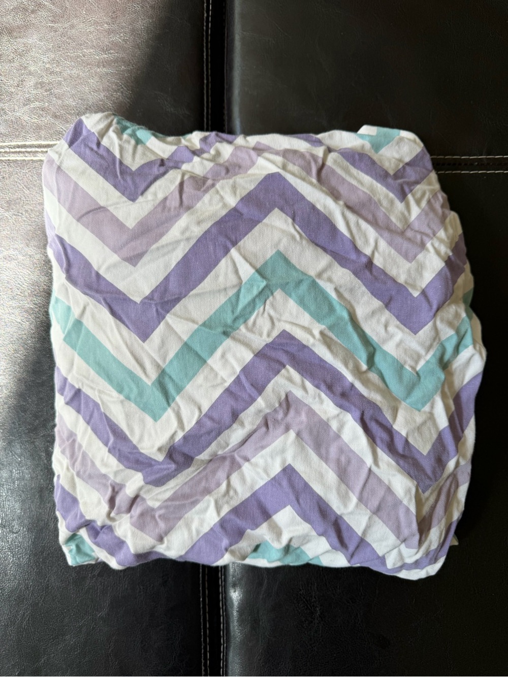 CoCaLo - Chevron Stripe Print Fitted Crib/Toddler Bed Sheet